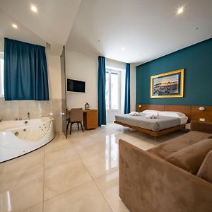 Catania Living Rooms